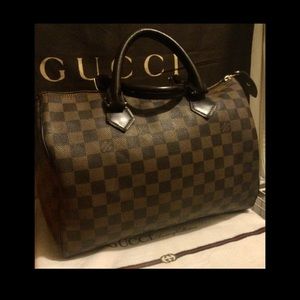 AUTHENTIC LOUIS VUITTON SPEEDY 30